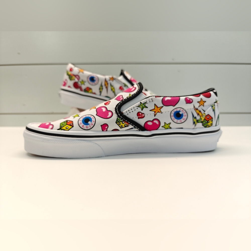 Vans Classic Slip-On Dice Bolts Hearts Eyeballs Cherries 8-Balls Print Women 7.5 - Picture 3 of 8